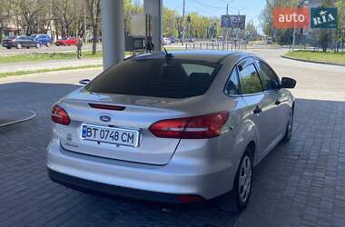 Седан Ford Focus 2016 в 