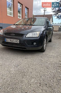 Хэтчбек Ford Focus 2007 в 