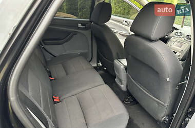 Хэтчбек Ford Focus 2008 в 