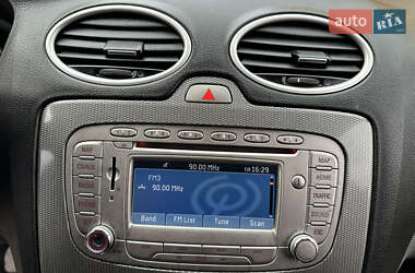Хэтчбек Ford Focus 2008 в 