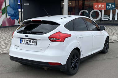 Хетчбек Ford Focus 2016 в 