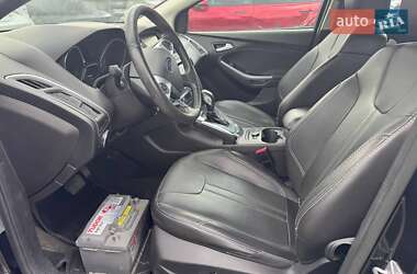 Хэтчбек Ford Focus 2013 в 