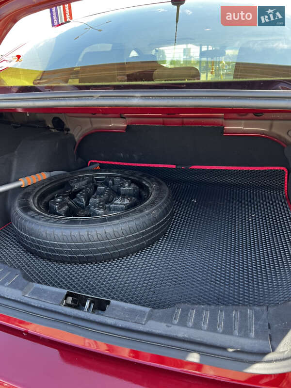 Седан Ford Focus 2014 в Киеве фото 10 Седан Ford Focus 2014 в Киеве