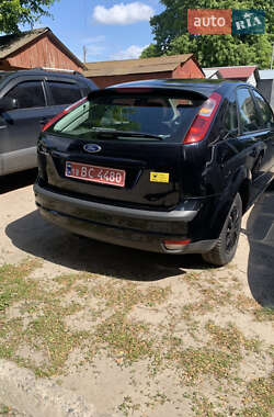 Хэтчбек Ford Focus 2007 в Ромнах