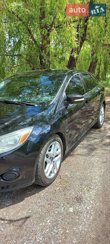 Седан Ford Focus 2013 в Смілі