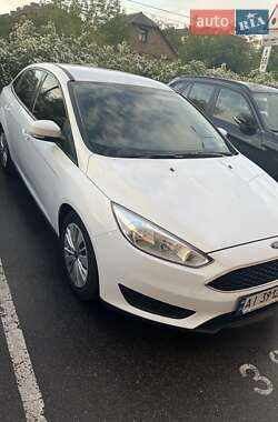 Седан Ford Focus 2016 в 