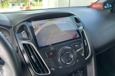 Седан Ford Focus 2014 в 