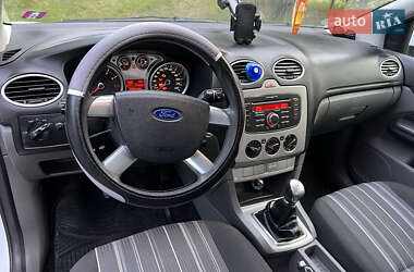 Универсал Ford Focus 2010 в 