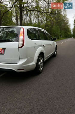 Универсал Ford Focus 2010 в 