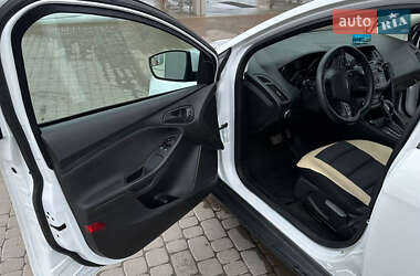 Седан Ford Focus 2017 в 
