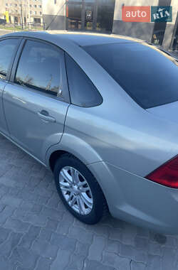 Седан Ford Focus 2008 в 