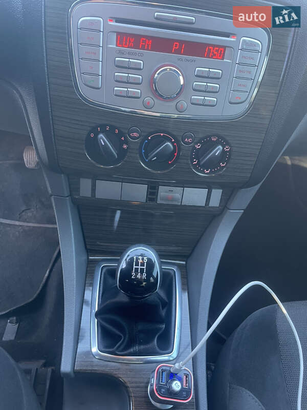 Седан Ford Focus 2008 в Николаеве