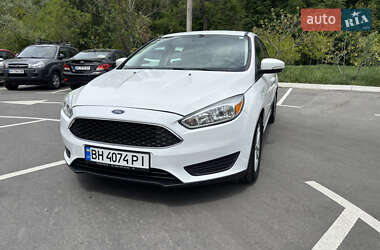 Хетчбек Ford Focus 2015 в Києві