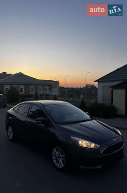 Седан Ford Focus 2015 в 