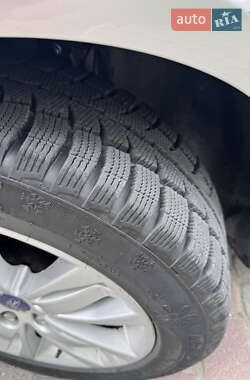 Хетчбек Ford Focus 2011 в 