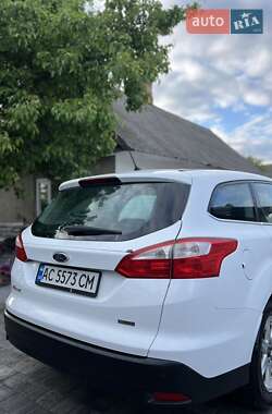 Универсал Ford Focus 2012 в Дерно