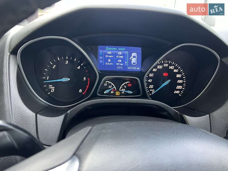 Универсал Ford Focus 2012 в Дерно