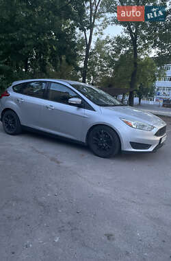 Хетчбек Ford Focus 2015 в Дніпрі