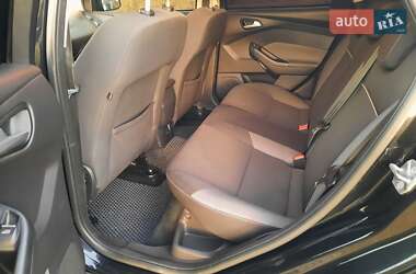Универсал Ford Focus 2014 в 