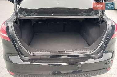 Седан Ford Focus 2018 в 