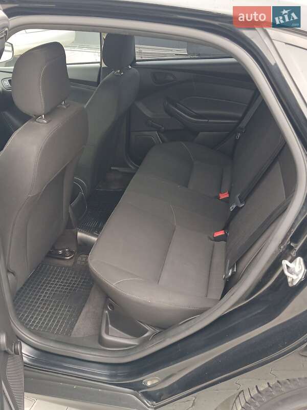 Седан Ford Focus 2018 в Тернополе фото 10 Седан Ford Focus 2018 в Тернополе