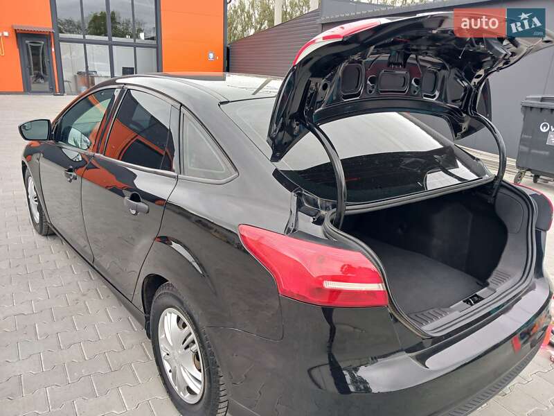 Седан Ford Focus 2018 в Тернополе фото 12 Седан Ford Focus 2018 в Тернополе