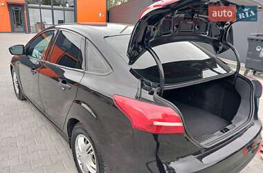 Седан Ford Focus 2018 в 