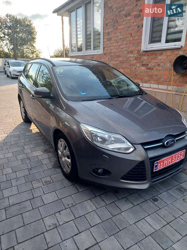 Универсал Ford Focus 2012 в 