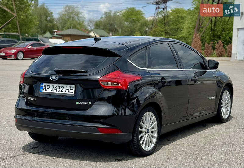 Хетчбек Ford Focus 2017 в Запоріжжі