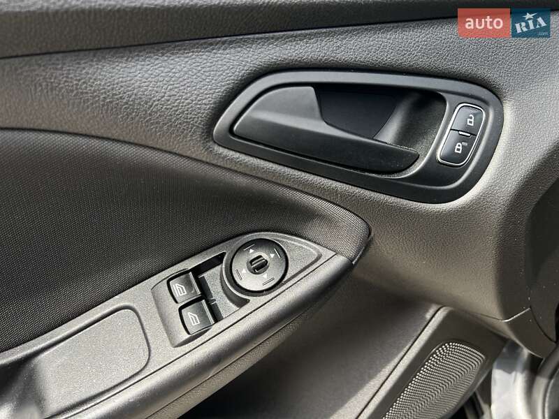 Седан Ford Focus 2016 в Богуславе