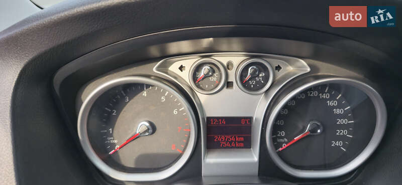 Хэтчбек Ford Focus 2008 в Киеве фото 28 Хэтчбек Ford Focus 2008 в Киеве