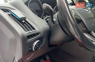 Седан Ford Focus 2017 в 