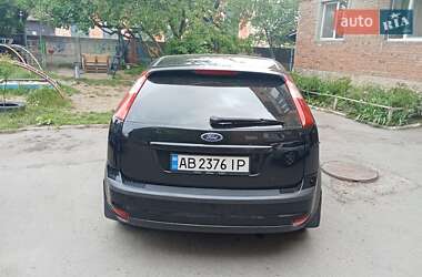 Хэтчбек Ford Focus 2007 в 
