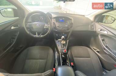 Седан Ford Focus 2015 в 
