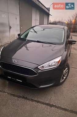 Седан Ford Focus 2015 в Кременці
