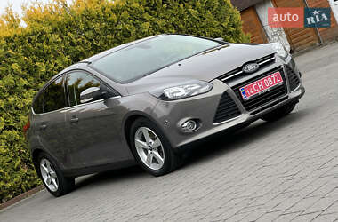 Хетчбек Ford Focus 2014 в 
