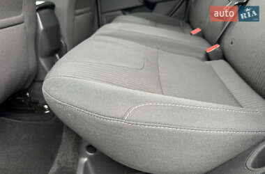 Хетчбек Ford Focus 2014 в 