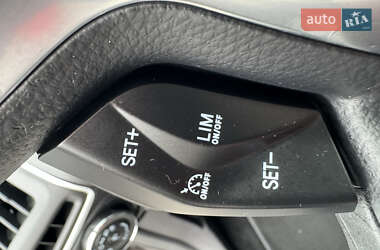 Хетчбек Ford Focus 2014 в 