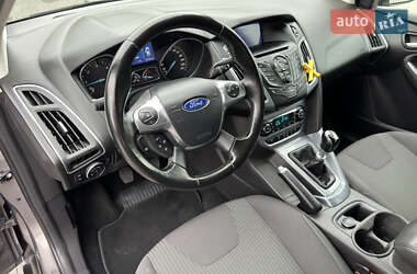Хетчбек Ford Focus 2014 в 