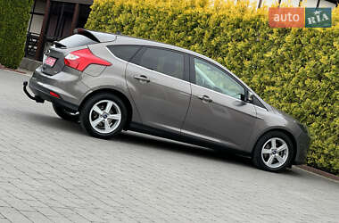 Хетчбек Ford Focus 2014 в 