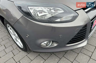Хетчбек Ford Focus 2014 в 