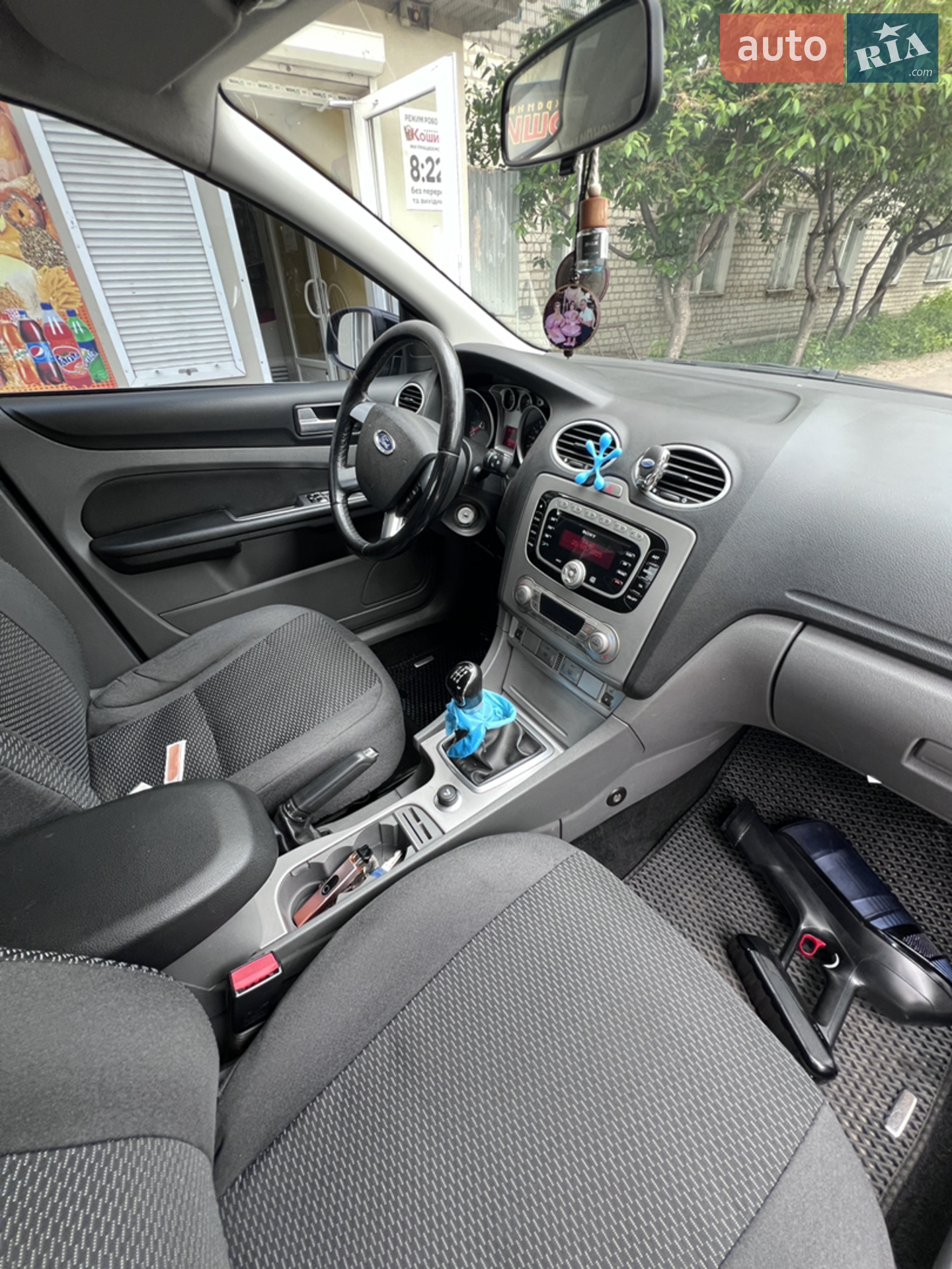 2010 Ford Focus - мініатюра 4