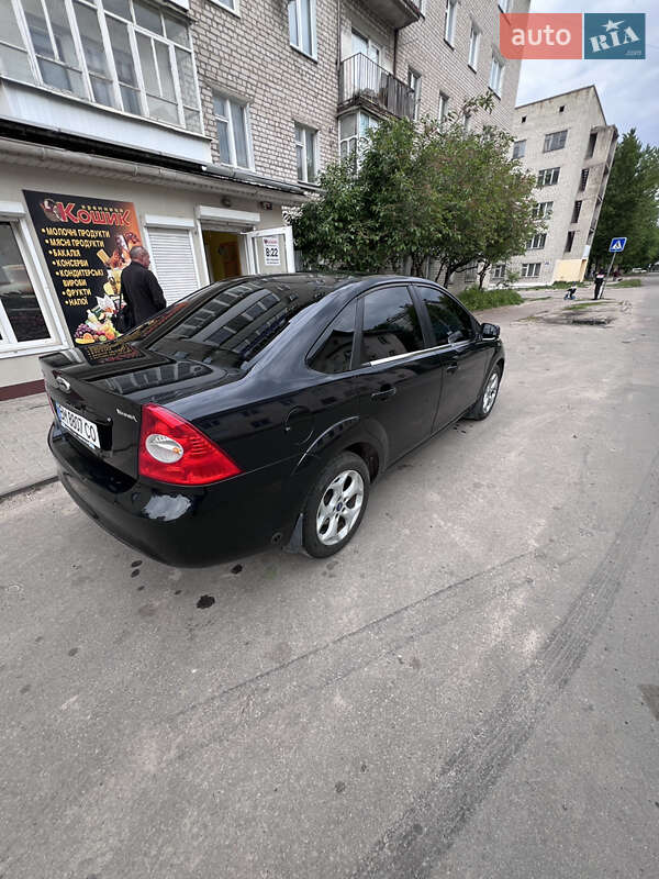 Седан Ford Focus 2010 в Шостці