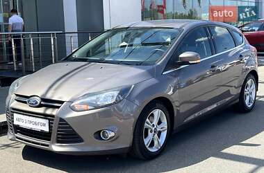 Хэтчбек Ford Focus 2013 в 