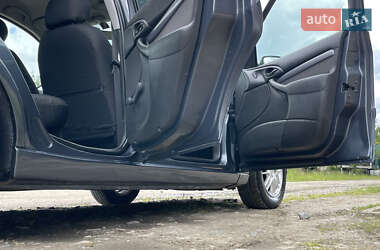 Универсал Ford Focus 2001 в 