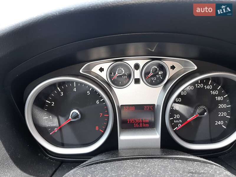 Хэтчбек Ford Focus 2008 в Херсоне фото 5 Хэтчбек Ford Focus 2008 в Херсоне