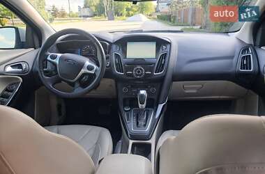 Хэтчбек Ford Focus 2015 в 