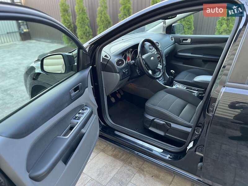 Універсал Ford Focus 2008 в Сарнах