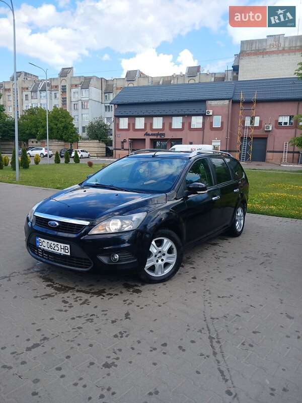 Универсал Ford Focus 2010 в 
