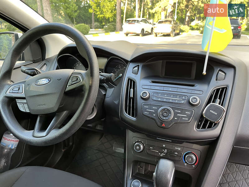 Седан Ford Focus 2017 в Киеве